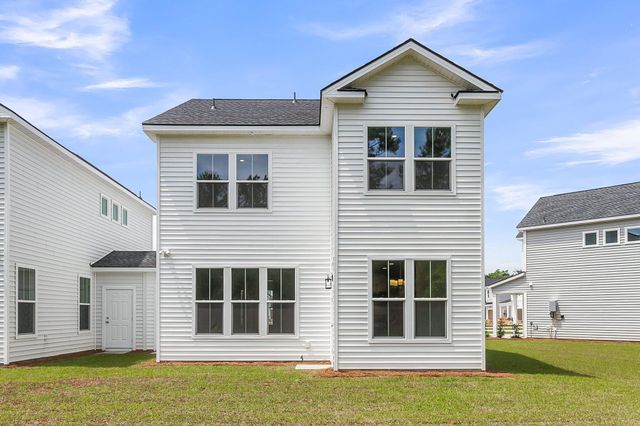 335 Chapman Circle, Goose Creek, SC 29445