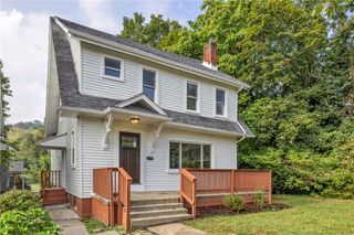1430 Ridge Ave, Coraopolis, PA 15108