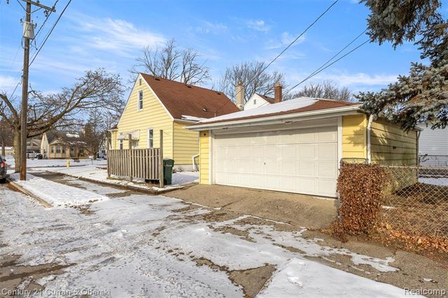 3081 Pardee Avenue, Dearborn, MI 48124