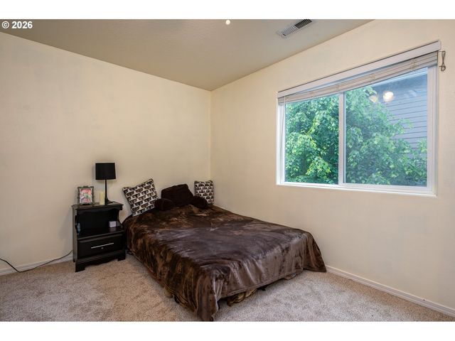 8211 Se 45TH Ave, Portland, OR 97206