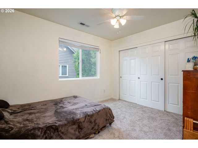 8211 Se 45TH Ave, Portland, OR 97206