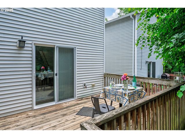 8211 Se 45TH Ave, Portland, OR 97206