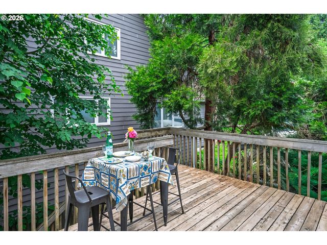 8211 Se 45TH Ave, Portland, OR 97206