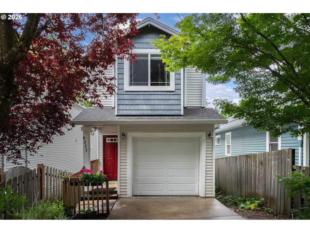 8211 Se 45TH Ave, Portland, OR 97206