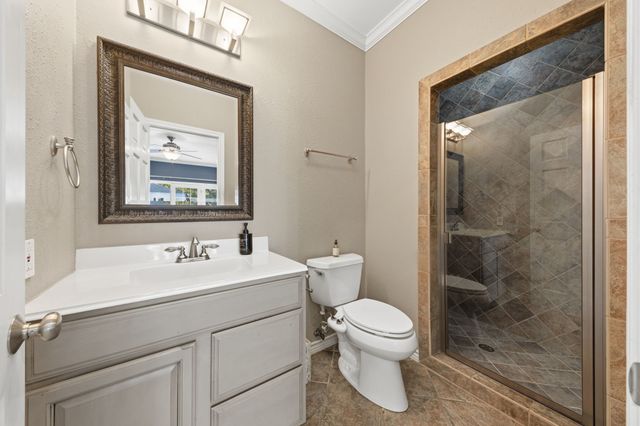 4927 W Hanover Avenue, Dallas, TX 75209