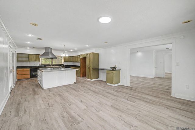 1420 Bayou Paul Ln, St Gabriel, LA 70776
