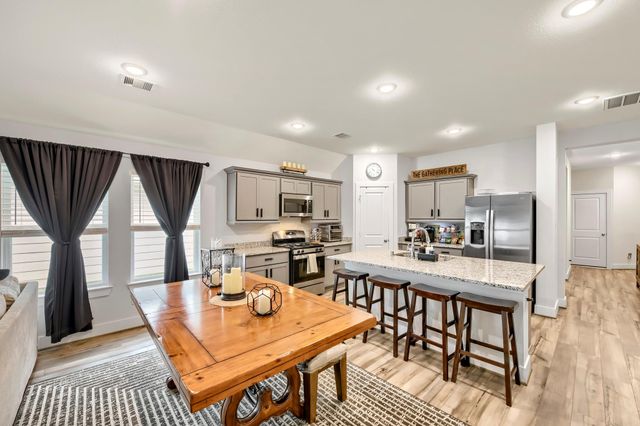 1138 Kinsey Wilderness Lane, Conroe, TX 77301