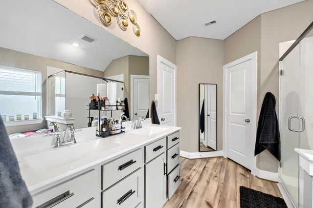 1138 Kinsey Wilderness Lane, Conroe, TX 77301