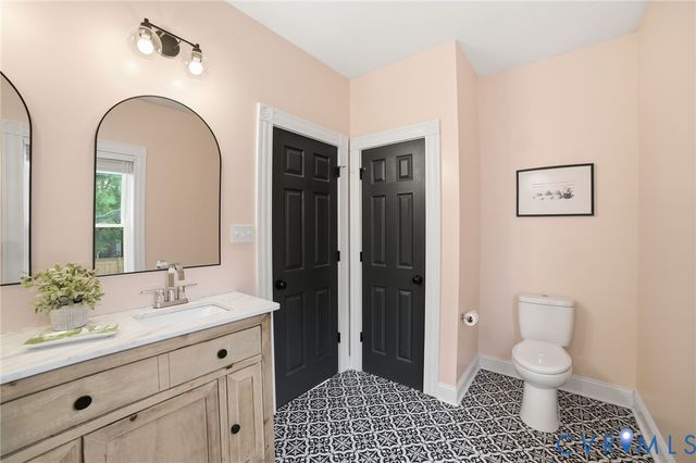 421 N 31st St, Richmond, VA 23223