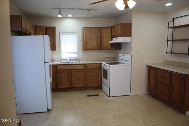 510 E Lehr Avenue, Ada, OH 45810