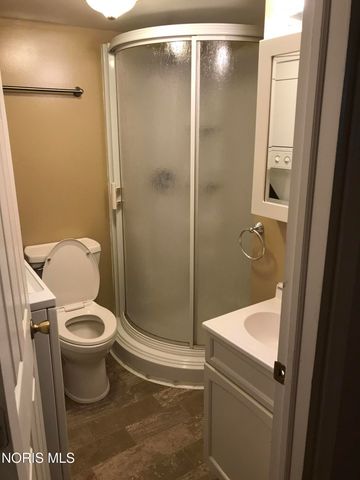 510 E Lehr Avenue, Ada, OH 45810