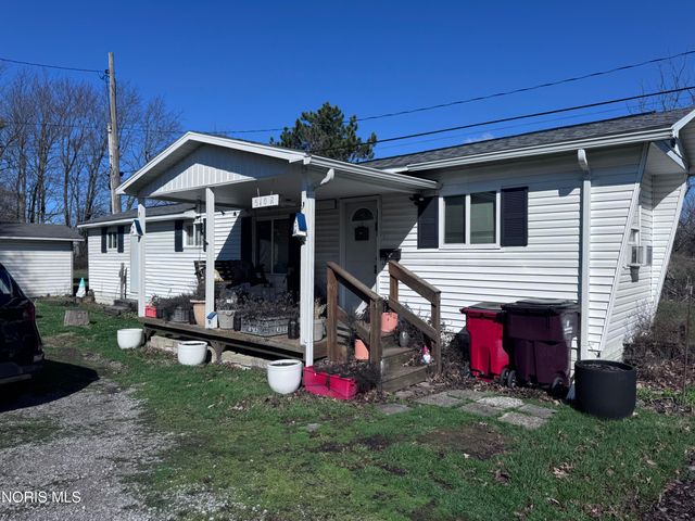 510 E Lehr Avenue, Ada, OH 45810