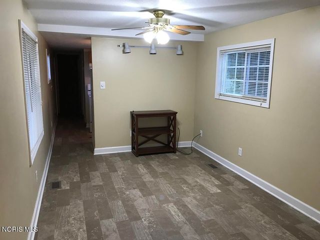 510 E Lehr Avenue, Ada, OH 45810