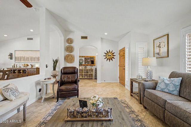 9117 W TONTO Lane, Peoria, AZ 85382