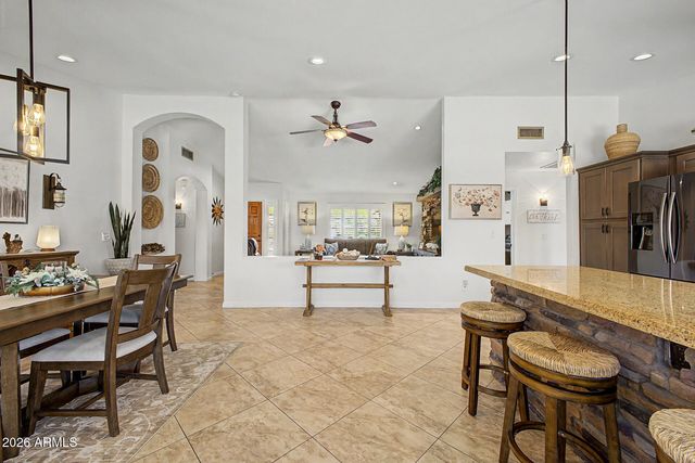 9117 W TONTO Lane, Peoria, AZ 85382