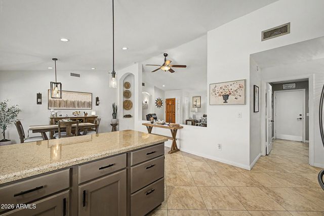9117 W TONTO Lane, Peoria, AZ 85382