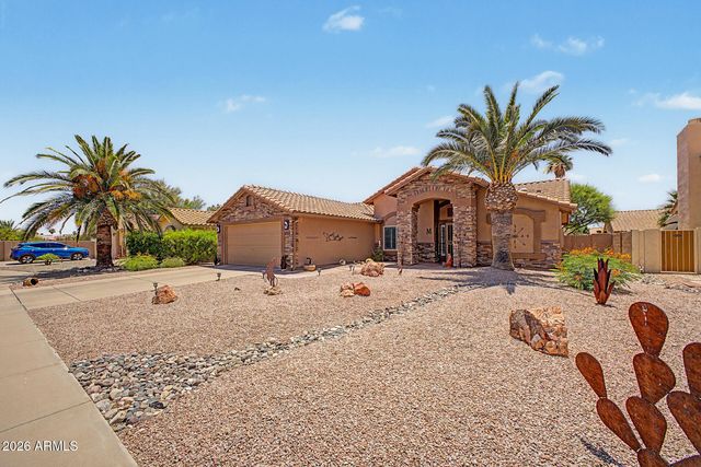 9117 W TONTO Lane, Peoria, AZ 85382