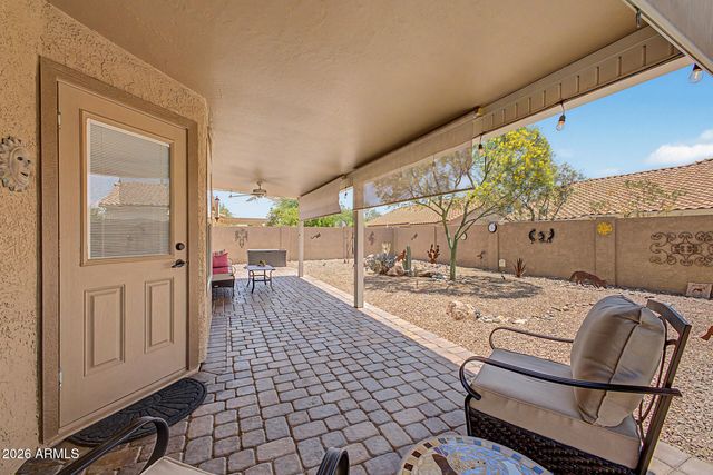 9117 W TONTO Lane, Peoria, AZ 85382