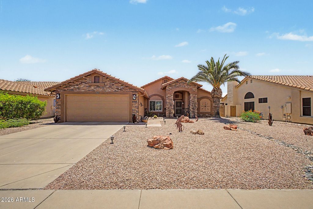 9117 W TONTO Lane, Peoria, AZ 85382