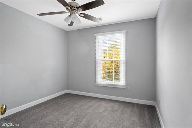 7439 HEATHERFIELD LN, Alexandria, VA 22315
