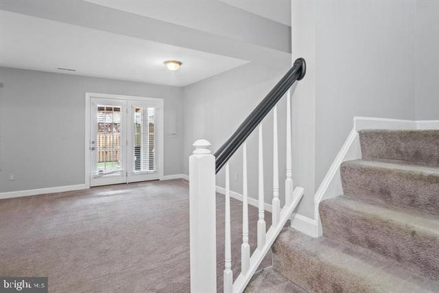 7439 HEATHERFIELD LN, Alexandria, VA 22315