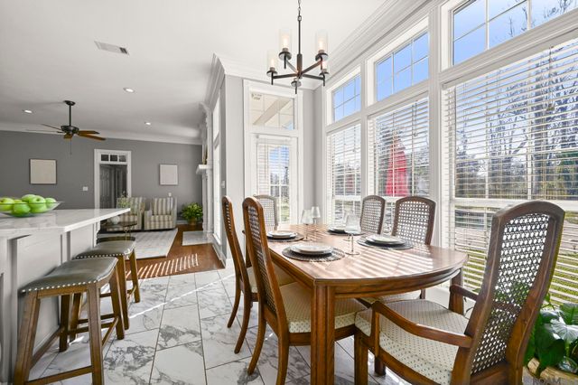 42321 La Hwy 30, Gonzales, LA 70737