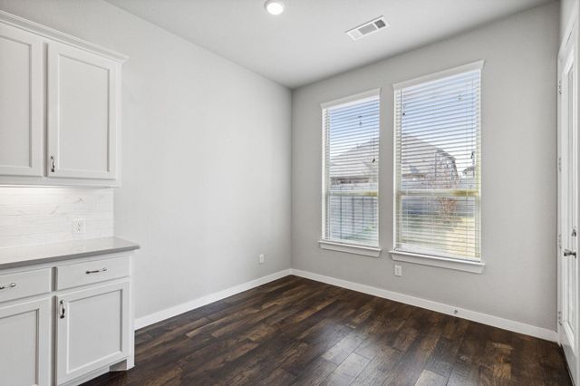 1305 E Swan Trail, Argyle, TX 76226