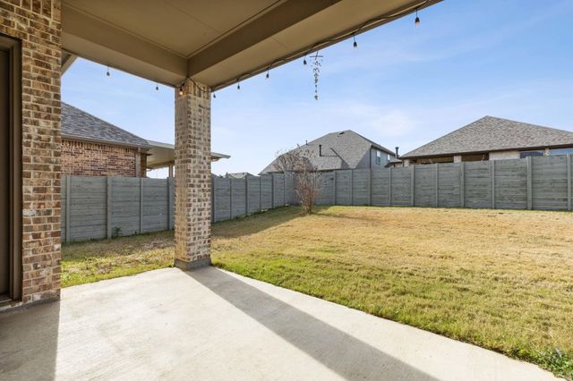 1305 E Swan Trail, Argyle, TX 76226
