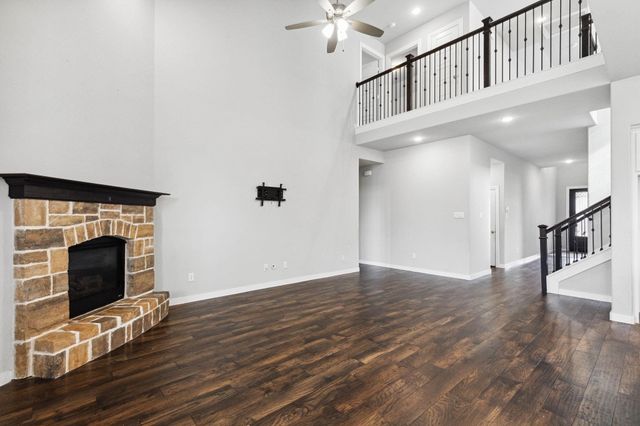 1305 E Swan Trail, Argyle, TX 76226