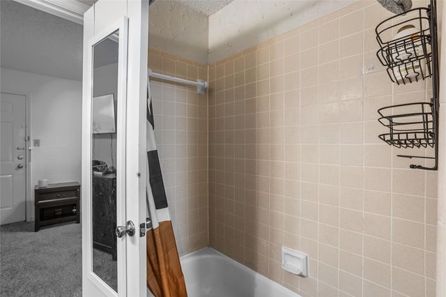 2314 Bamboo Drive I203, Arlington, TX 76006