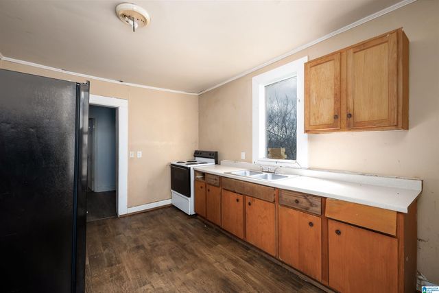 1216 WAVERLY STREET, Tarrant, AL 35217