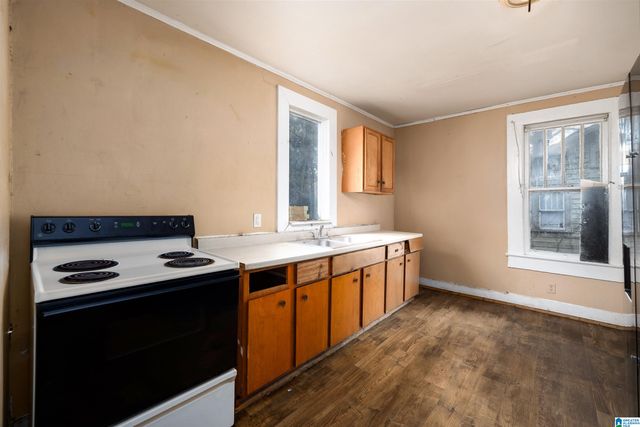 1216 WAVERLY STREET, Tarrant, AL 35217