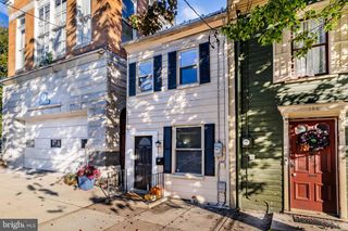 123 E LOUTHER ST, Carlisle, PA 17013