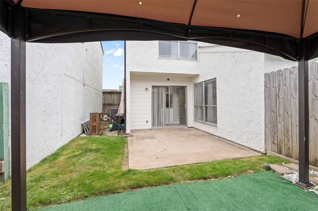 10327 Gladewood Drive, Houston, TX 77041