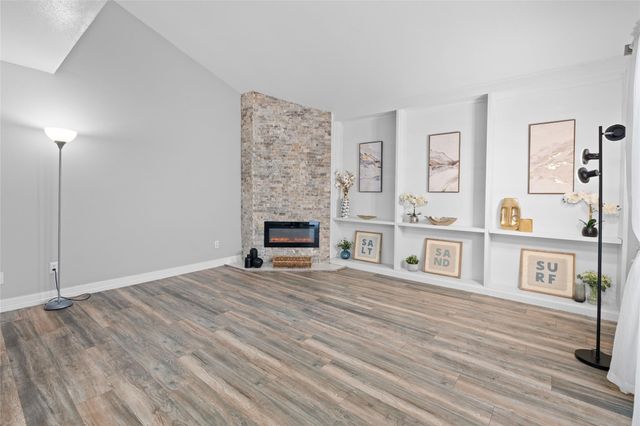 10327 Gladewood Drive, Houston, TX 77041