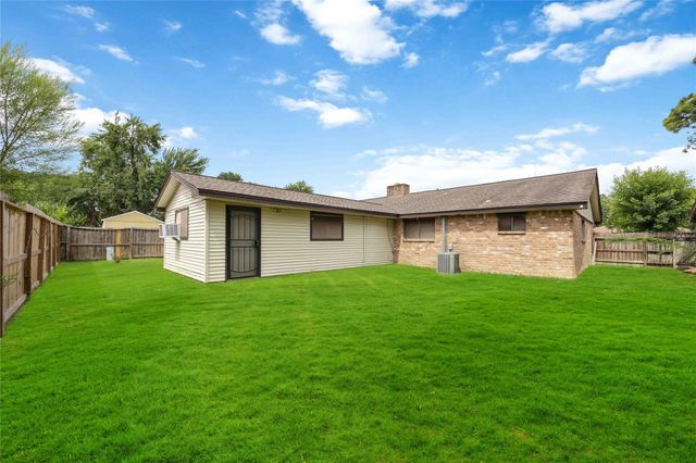 9707 Rapid River Lane, Houston, TX 77086
