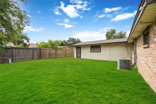 9707 Rapid River Lane, Houston, TX 77086