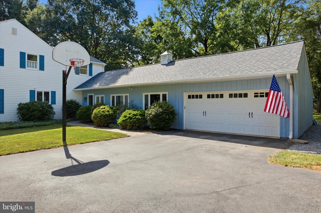 4 GINGERWOOD RD, MALVERN, PA 19355 — photo 3