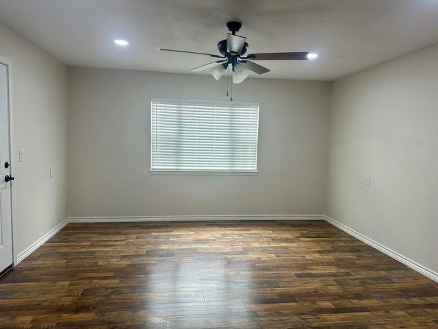 209 Chestnut, Van, TX 75790