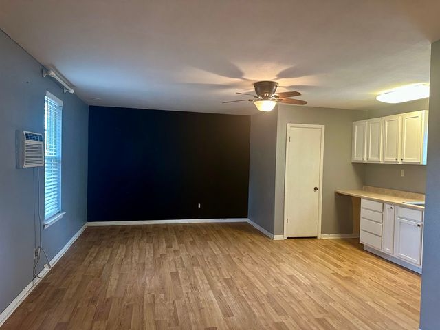 209 Chestnut, Van, TX 75790