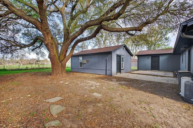 209 Chestnut, Van, TX 75790