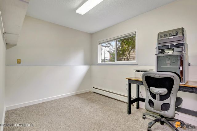 4931 E 5th Avenue, Anchorage, AK 99508