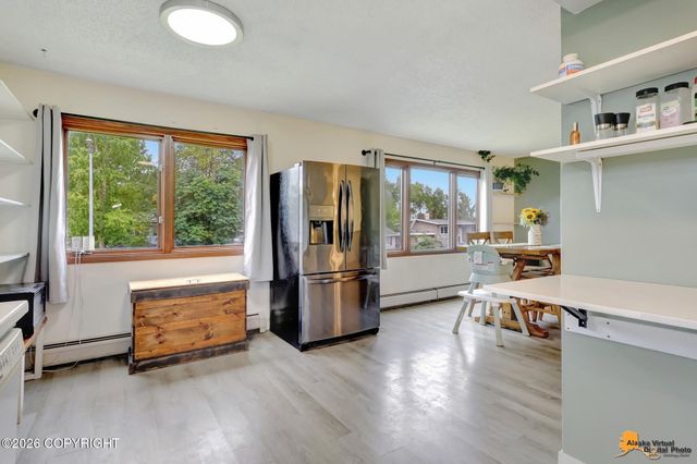 4931 E 5th Avenue, Anchorage, AK 99508