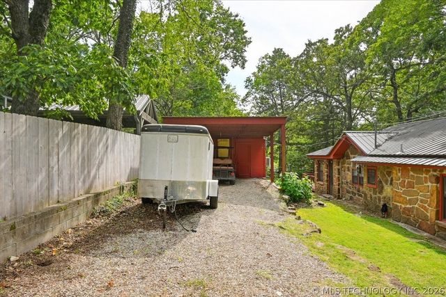 58 Oak Street, Locust Grove, OK 74352