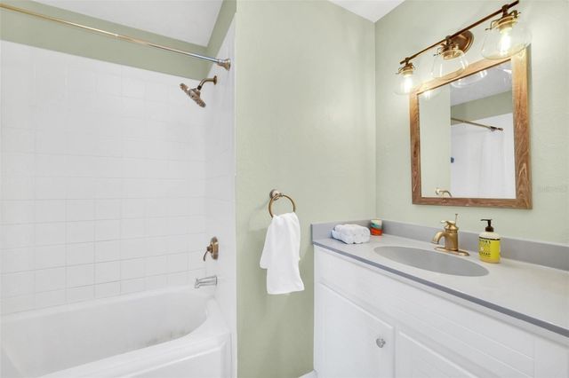 5 SE OCALE WAY, Summerfield, FL 34491