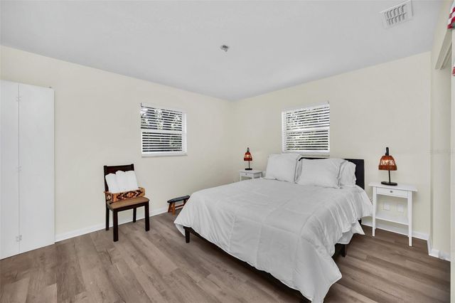 5 SE OCALE WAY, Summerfield, FL 34491