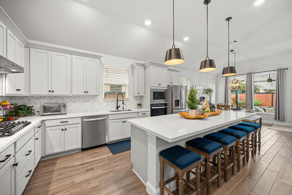 19330 Belmont Stakes Way, Tomball, TX 77377