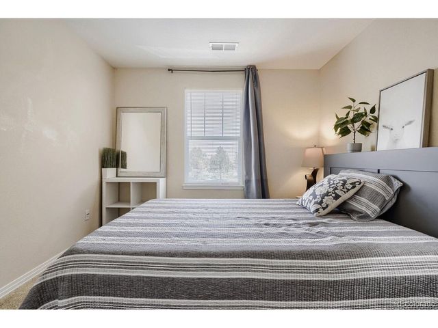 25332 E Indore Dr, Aurora, CO 80016