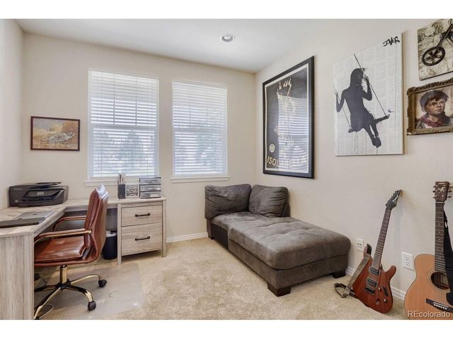 25332 E Indore Dr, Aurora, CO 80016