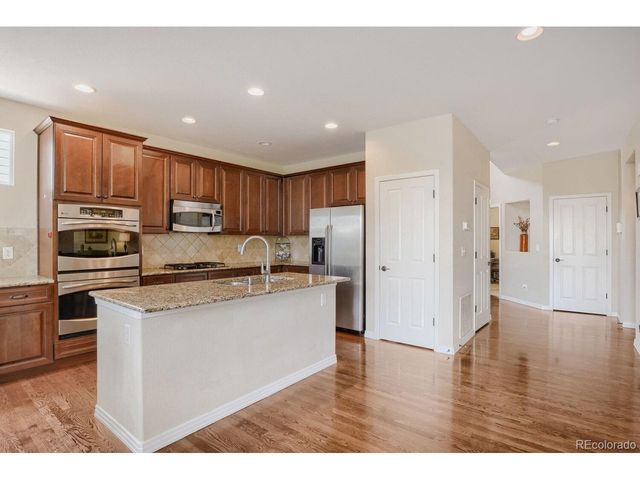 25332 E Indore Dr, Aurora, CO 80016